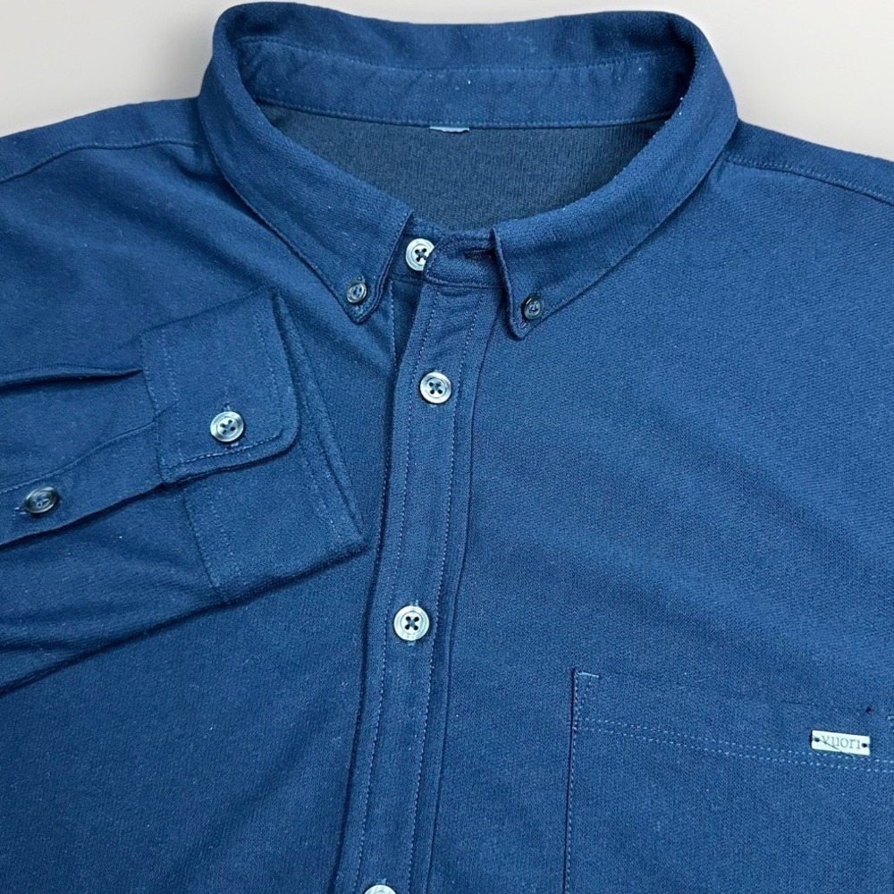 Vuori Ace Shirt Mens Medium Navy Blue Long Sleeve Button Down Performance Tech